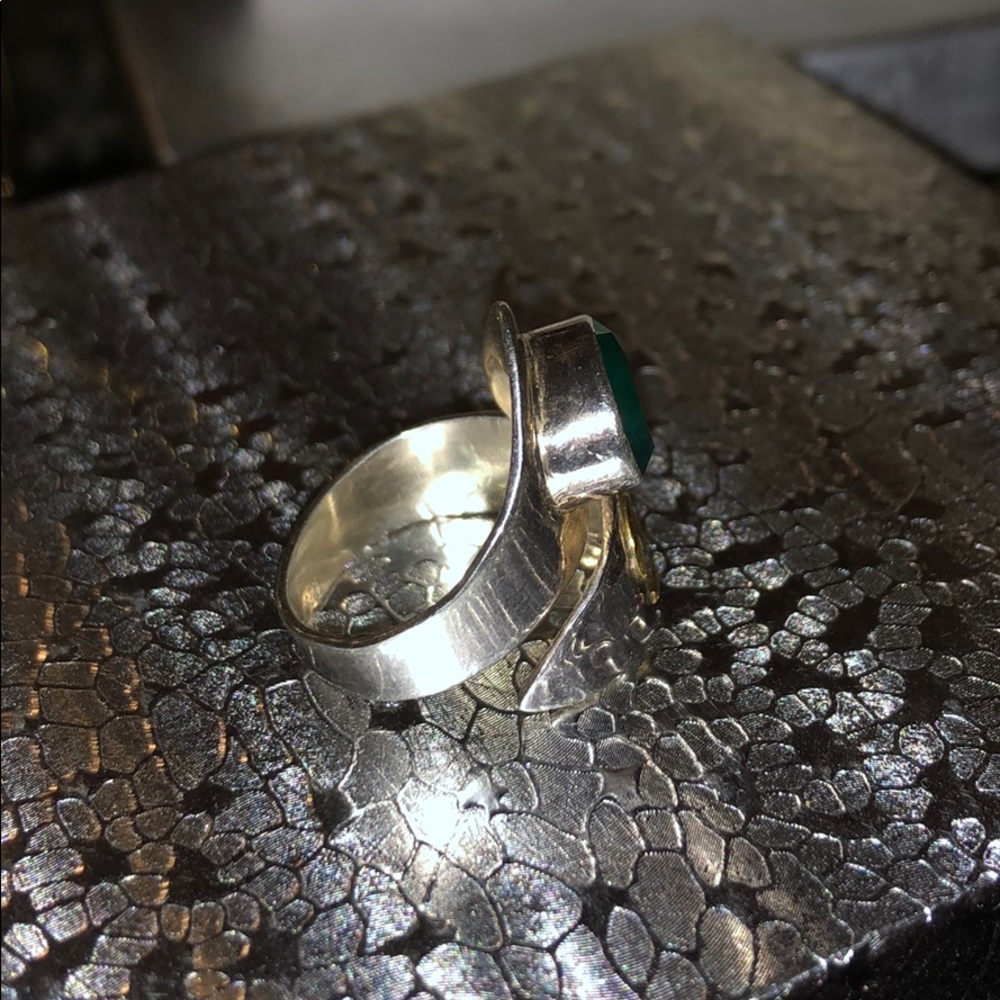 Emerald Ring - Picture 3 of 3